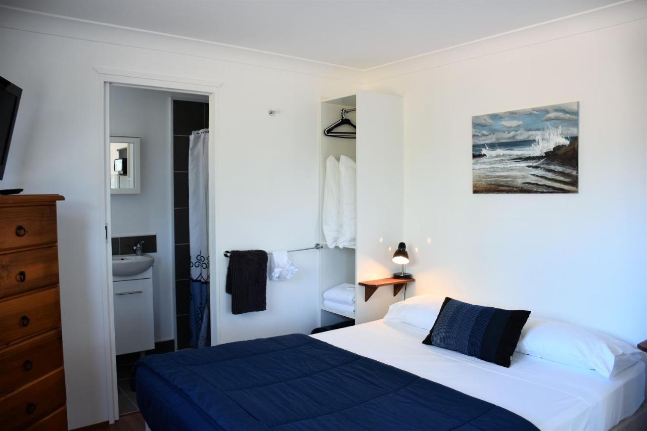 Mt Larcom Tourist Park Hotel Mount Larcom Buitenkant foto